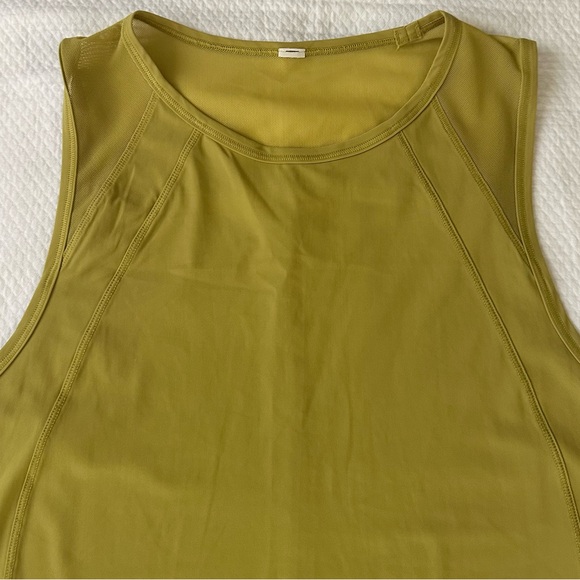 Lululemon Sculpt Tank - Yellow Pear SZ 4 - Picture 4 of 6